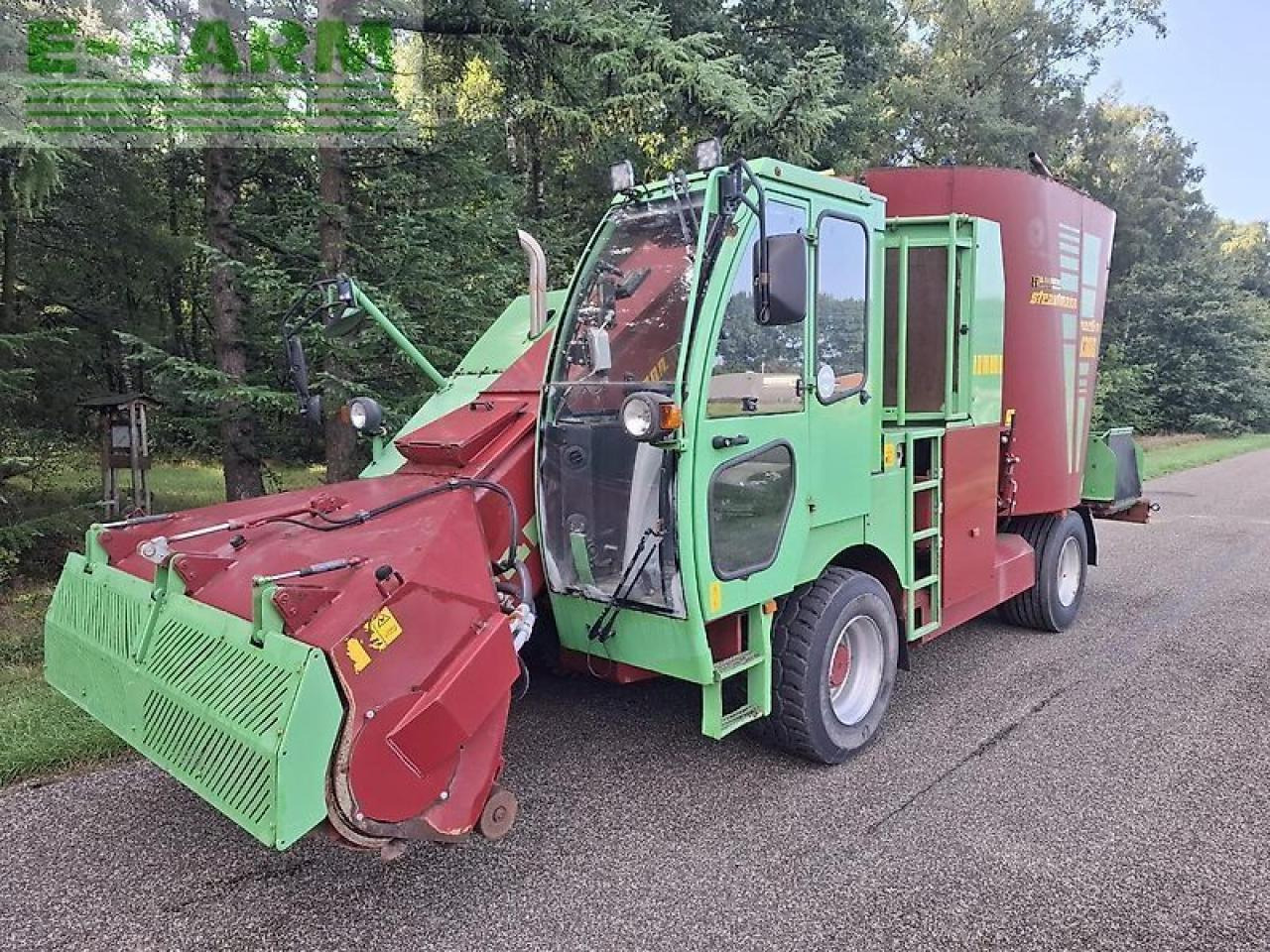 Strautmann verti-mix 1300 sf - Oprema za stoku: slika 1 Strautmann verti-mix 1300 sf - Oprema za stoku: slika 1