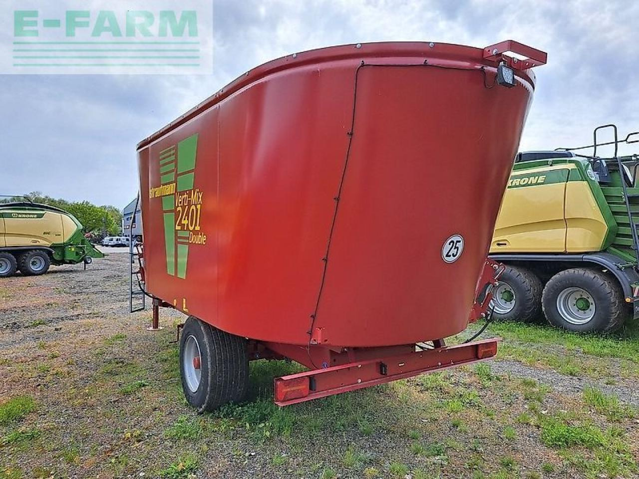 Strautmann verti mix 2401 double - Oprema za stoku: slika 4 Strautmann verti mix 2401 double - Oprema za stoku: slika 4