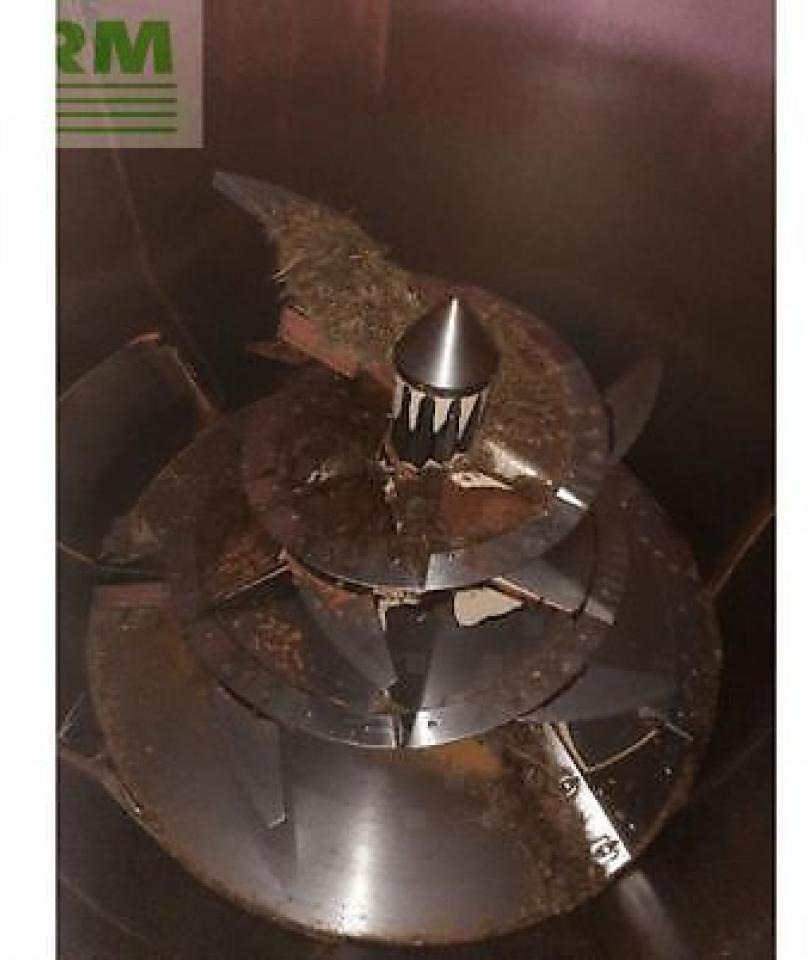 Strautmann vertimix 1401 - Oprema za stoku: slika 5 Strautmann vertimix 1401 - Oprema za stoku: slika 5
