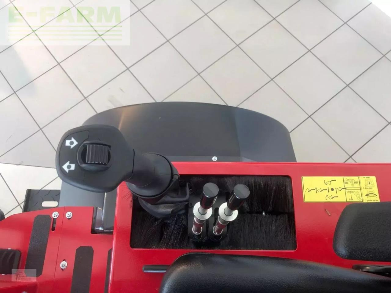 Thaler 2230 s - Utovarivač točkaš: slika 4 Thaler 2230 s - Utovarivač točkaš: slika 4