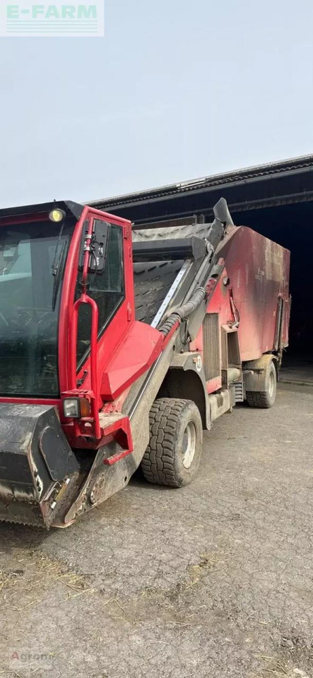 Trioliet triotrac 2400 vl - Oprema za stoku: slika 3 Trioliet triotrac 2400 vl - Oprema za stoku: slika 3