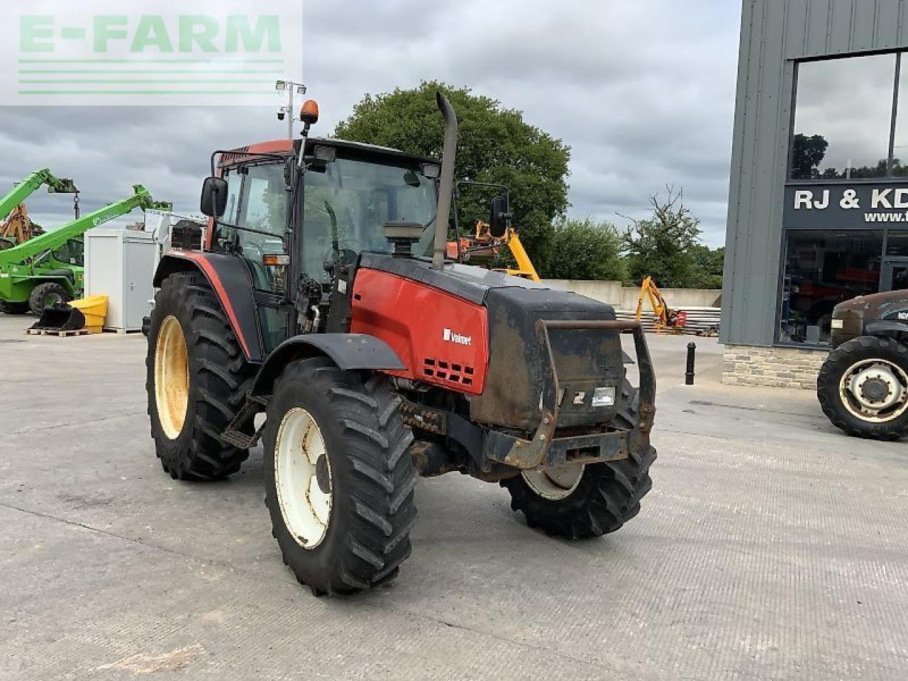 Valmet 8100 twin track reverse drive tractor - Traktor: slika 2 Valmet 8100 twin track reverse drive tractor - Traktor: slika 2