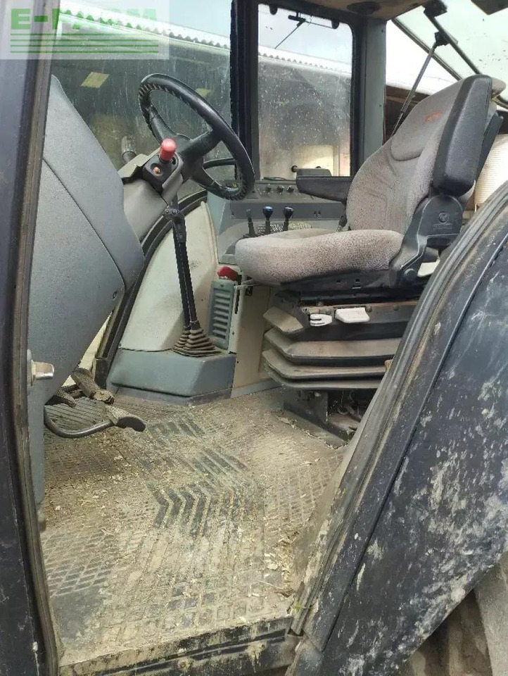 Valtra 8050 hitech HiTech - Traktor: slika 4 Valtra 8050 hitech HiTech - Traktor: slika 4