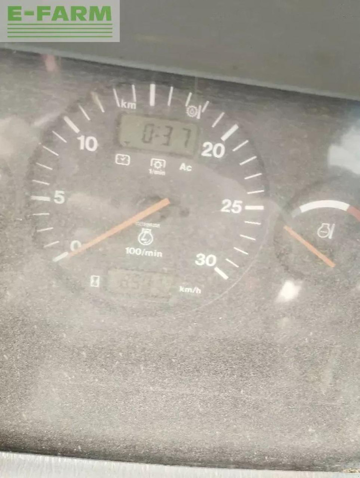 Valtra 8050 hitech HiTech - Traktor: slika 2 Valtra 8050 hitech HiTech - Traktor: slika 2