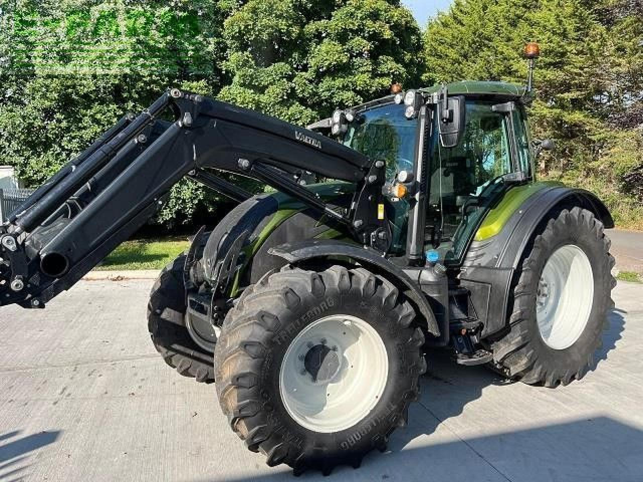 Valtra N175 - Traktor: slika 1 Valtra N175 - Traktor: slika 1