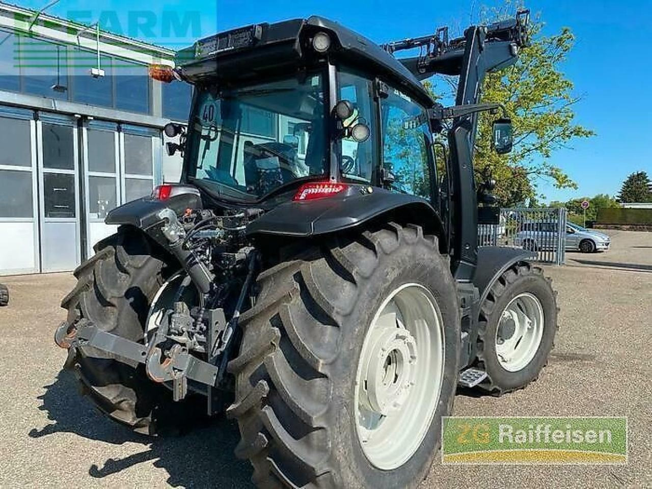Traktor Valtra g135v 1b9: slika 9