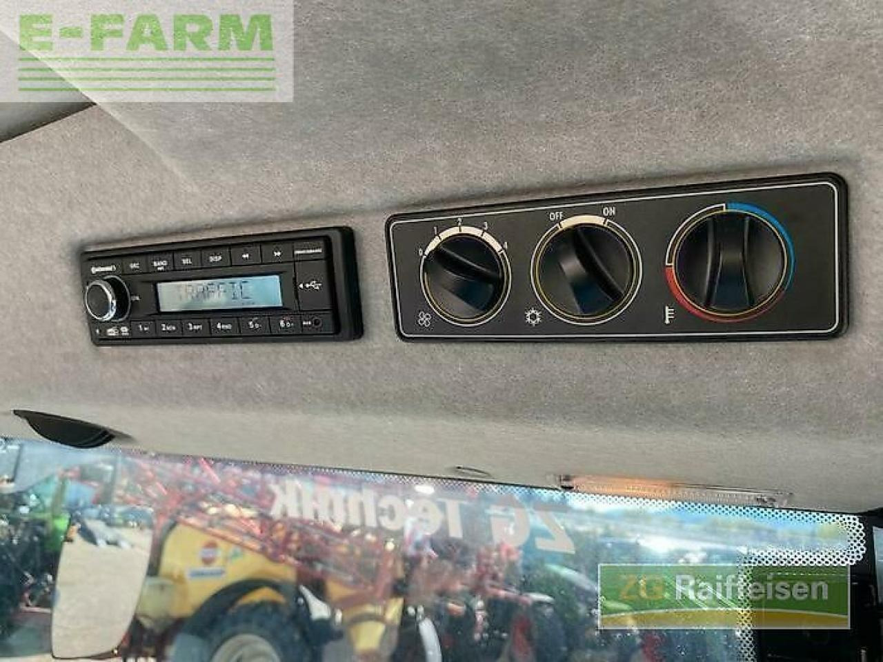 Traktor Valtra g135v 1b9: slika 18