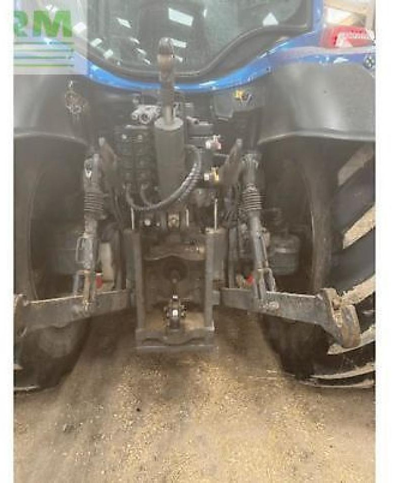 Valtra n154 versu - Traktor: slika 2 Valtra n154 versu - Traktor: slika 2