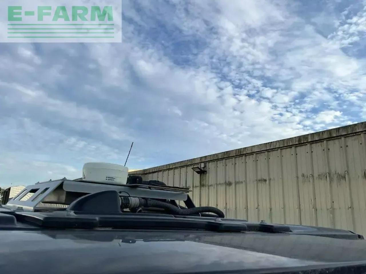 Valtra s324 - Traktor: slika 4 Valtra s324 - Traktor: slika 4