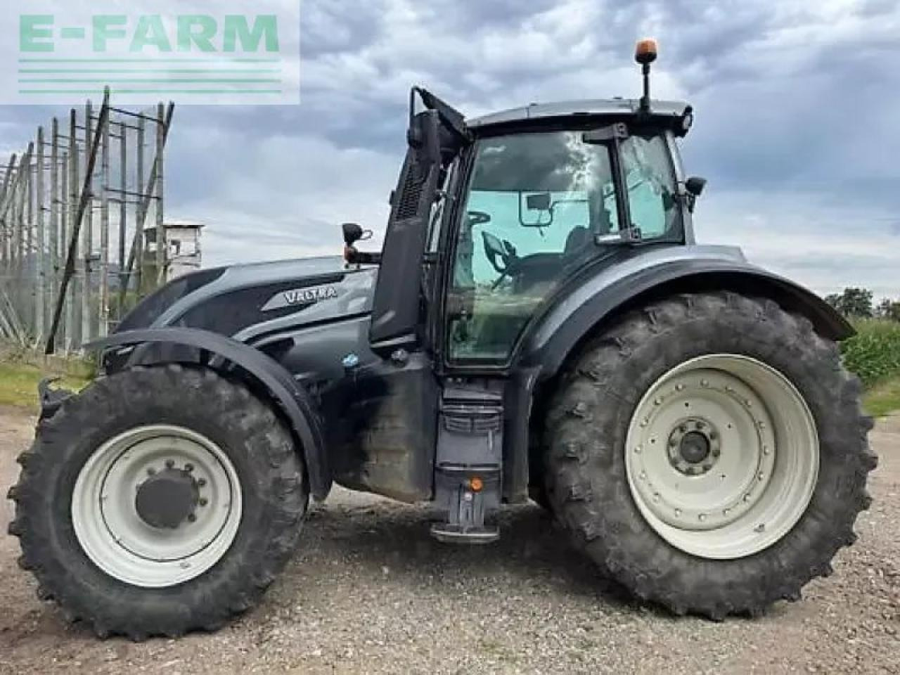 Valtra t234 versu Versu - Traktor: slika 3 Valtra t234 versu Versu - Traktor: slika 3