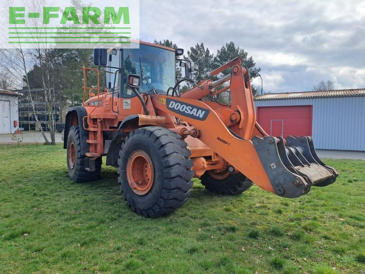 Volvo n/a - Mini bager: slika 2 Volvo n/a - Mini bager: slika 2