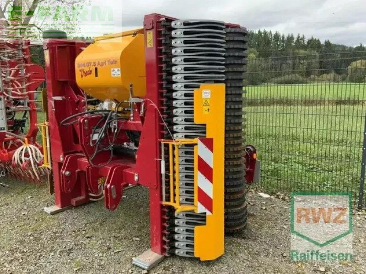 Vredo 344.07.5 agri twin - Mašina za preciznu setvu: slika 1 Vredo 344.07.5 agri twin - Mašina za preciznu setvu: slika 1