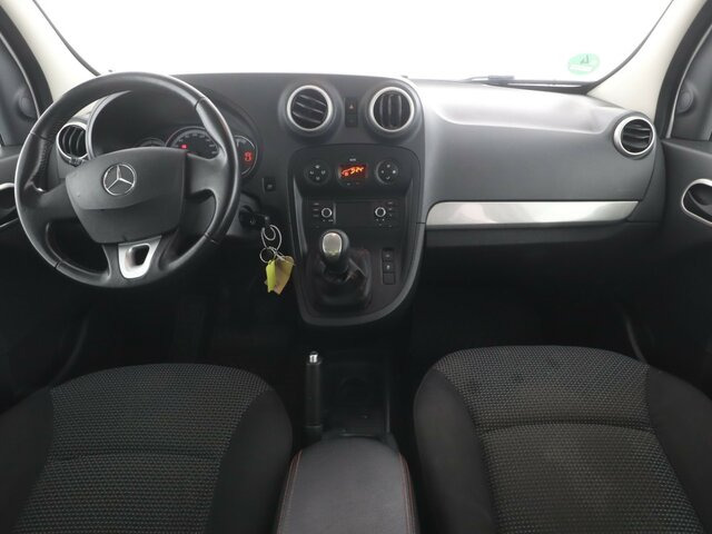 MERCEDES-BENZ Citan 111 Tourer,Klima,Sitzheizung,Tempomat,AHK... - Druga mašina: slika 2 MERCEDES-BENZ Citan 111 Tourer,Klima,Sitzheizung,Tempomat,AHK... - Druga mašina: slika 2