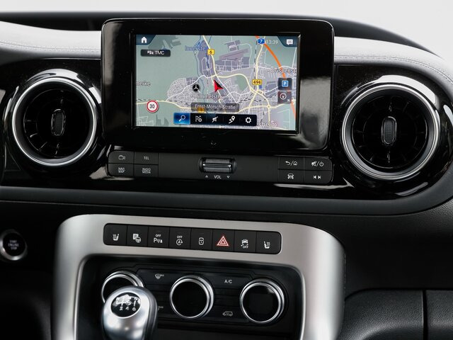 MERCEDES-BENZ T 180 Progressive,AHK,LED,Navi,Kamera,Tempomat... - Druga mašina: slika 4 MERCEDES-BENZ T 180 Progressive,AHK,LED,Navi,Kamera,Tempomat... - Druga mašina: slika 4