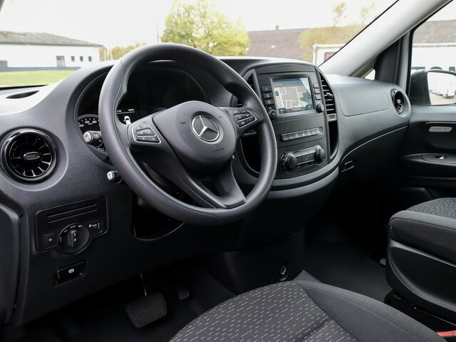 MERCEDES-BENZ Vito 114 TourerPro,Extralang,8Sitzer,Automatik... - Druga mašina: slika 5 MERCEDES-BENZ Vito 114 TourerPro,Extralang,8Sitzer,Automatik... - Druga mašina: slika 5