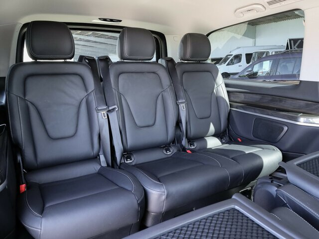 MERCEDES-BENZ EQV 300 Avantgarde,lang,7Sitze,2Schiebetüren - Minibus, Električni autobus: slika 3 MERCEDES-BENZ EQV 300 Avantgarde,lang,7Sitze,2Schiebetüren - Minibus, Električni autobus: slika 3