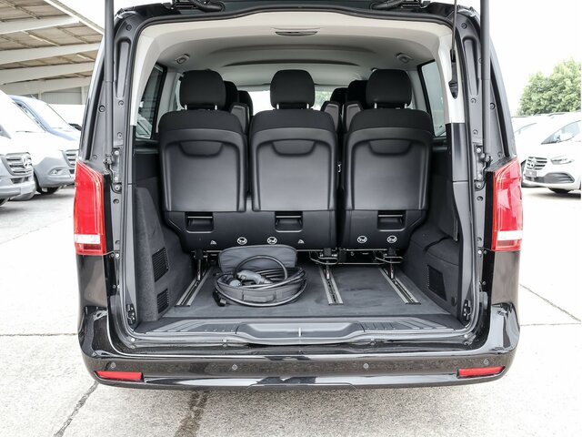 MERCEDES-BENZ EQV 300 Extralang,8Sitze,2elektr.Schiebetür,LED - Minibus, Električni autobus: slika 2 MERCEDES-BENZ EQV 300 Extralang,8Sitze,2elektr.Schiebetür,LED - Minibus, Električni autobus: slika 2