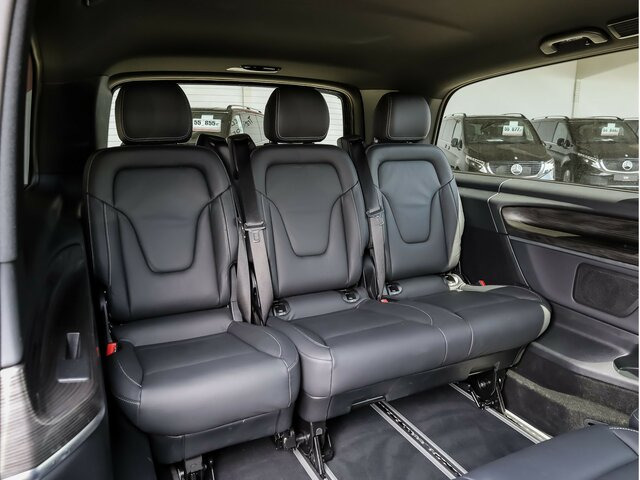 MERCEDES-BENZ EQV 300 Extralang,Avantgarde,8Sitze,2xelektr.Tür - Putnički kombi, Električno dostavno vozilo: slika 5 MERCEDES-BENZ EQV 300 Extralang,Avantgarde,8Sitze,2xelektr.Tür - Putnički kombi, Električno dostavno vozilo: slika 5
