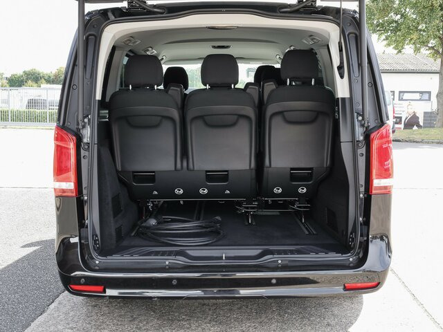 MERCEDES-BENZ EQV 300 lang,7Sitze,2xKlima,2Schiebetür el.,LED... - Minibus, Električni autobus: slika 2 MERCEDES-BENZ EQV 300 lang,7Sitze,2xKlima,2Schiebetür el.,LED... - Minibus, Električni autobus: slika 2