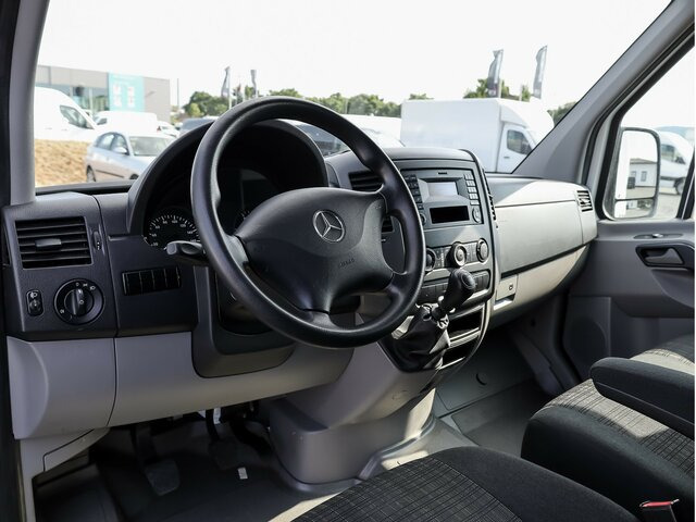 MERCEDES-BENZ Sprinter 214 CDI DOKA Pritsche,Klima,EURO6 - Dostavno vozilo sa otvorenom sandukom, Dostavno vozilo sa duplom kabinom: slika 4 MERCEDES-BENZ Sprinter 214 CDI DOKA Pritsche,Klima,EURO6 - Dostavno vozilo sa otvorenom sandukom, Dostavno vozilo sa duplom kabinom: slika 4