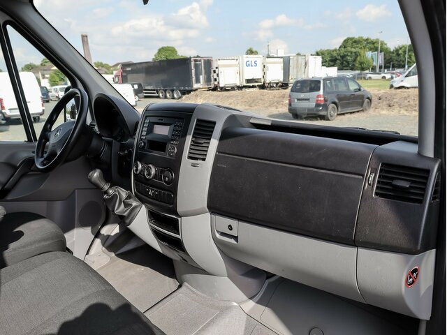 MERCEDES-BENZ Sprinter 214 CDI DOKA Pritsche,Klima,EURO6 - Dostavno vozilo sa ceradom, Dostavno vozilo sa duplom kabinom: slika 3 MERCEDES-BENZ Sprinter 214 CDI DOKA Pritsche,Klima,EURO6 - Dostavno vozilo sa ceradom, Dostavno vozilo sa duplom kabinom: slika 3