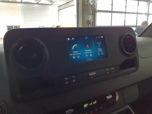MERCEDES-BENZ Sprinter 315 CDI Kasten,3924mm,Automatik,LED - Furgon: slika 4 MERCEDES-BENZ Sprinter 315 CDI Kasten,3924mm,Automatik,LED - Furgon: slika 4