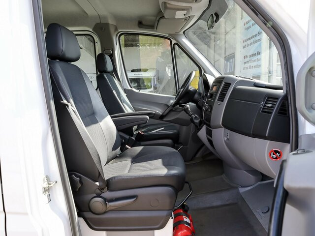 MERCEDES-BENZ Sprinter 316CDI DOKA,Allrad,AHK,Standhzg. - Dostavno vozilo sa otvorenom sandukom, Dostavno vozilo sa duplom kabinom: slika 2 MERCEDES-BENZ Sprinter 316CDI DOKA,Allrad,AHK,Standhzg. - Dostavno vozilo sa otvorenom sandukom, Dostavno vozilo sa duplom kabinom: slika 2