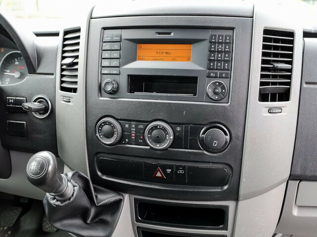 MERCEDES-BENZ Sprinter 316CDI DOKA,Allrad,Klima - Dostavno vozilo sa ceradom, Dostavno vozilo sa duplom kabinom: slika 5 MERCEDES-BENZ Sprinter 316CDI DOKA,Allrad,Klima - Dostavno vozilo sa ceradom, Dostavno vozilo sa duplom kabinom: slika 5