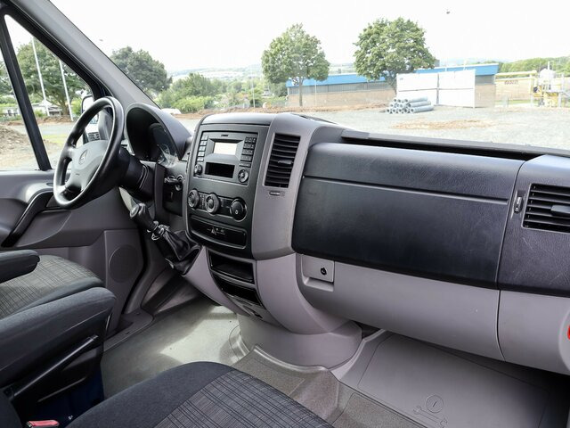 MERCEDES-BENZ Sprinter 316CDI DOKA,Allrad,Klima - Dostavno vozilo sa otvorenom sandukom, Dostavno vozilo sa duplom kabinom: slika 3 MERCEDES-BENZ Sprinter 316CDI DOKA,Allrad,Klima - Dostavno vozilo sa otvorenom sandukom, Dostavno vozilo sa duplom kabinom: slika 3