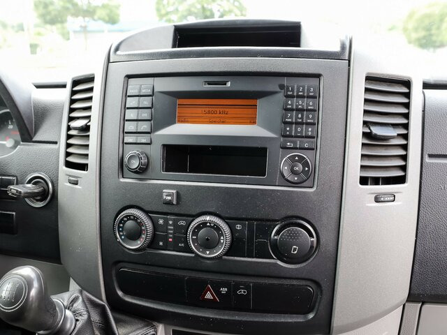 MERCEDES-BENZ Sprinter 316CDI DOKA,Allrad,Klima... - Dostavno vozilo sa otvorenom sandukom, Dostavno vozilo sa duplom kabinom: slika 5 MERCEDES-BENZ Sprinter 316CDI DOKA,Allrad,Klima... - Dostavno vozilo sa otvorenom sandukom, Dostavno vozilo sa duplom kabinom: slika 5