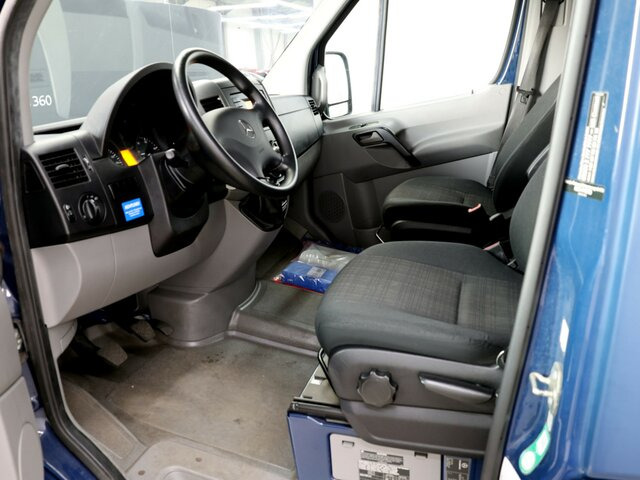 MERCEDES-BENZ Sprinter 316CDI DOKA,Allrad,Klima - Dostavno vozilo sa otvorenom sandukom, Dostavno vozilo sa duplom kabinom: slika 2 MERCEDES-BENZ Sprinter 316CDI DOKA,Allrad,Klima - Dostavno vozilo sa otvorenom sandukom, Dostavno vozilo sa duplom kabinom: slika 2