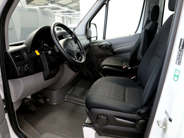 MERCEDES-BENZ Sprinter 316CDI DOKA,Allrad,Klima,Standhzg. - Dostavno vozilo sa otvorenom sandukom, Dostavno vozilo sa duplom kabinom: slika 2 MERCEDES-BENZ Sprinter 316CDI DOKA,Allrad,Klima,Standhzg. - Dostavno vozilo sa otvorenom sandukom, Dostavno vozilo sa duplom kabinom: slika 2