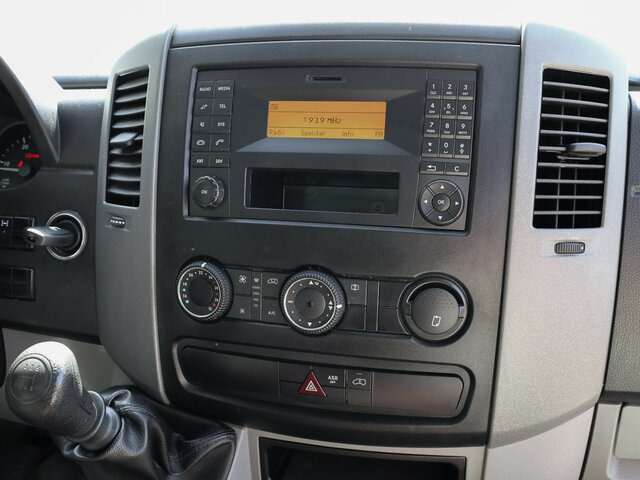 MERCEDES-BENZ Sprinter 316CDI DOKA,Allrad,Klima,Standhzg.... - Dostavno vozilo sa otvorenom sandukom, Dostavno vozilo sa duplom kabinom: slika 5 MERCEDES-BENZ Sprinter 316CDI DOKA,Allrad,Klima,Standhzg.... - Dostavno vozilo sa otvorenom sandukom, Dostavno vozilo sa duplom kabinom: slika 5