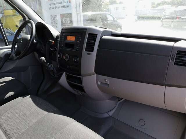 MERCEDES-BENZ Sprinter 316CDI Pritsche,Allrad,Klima - Dostavno vozilo sa otvorenom sandukom: slika 2 MERCEDES-BENZ Sprinter 316CDI Pritsche,Allrad,Klima - Dostavno vozilo sa otvorenom sandukom: slika 2