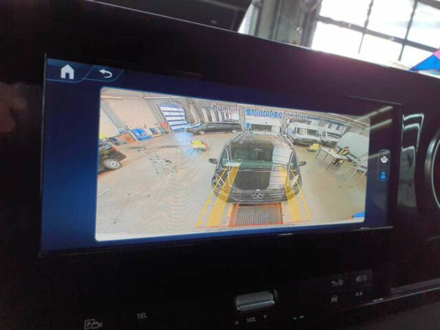 MERCEDES-BENZ Sprinter 317 CDI,3665mm,Automatik,Kamera... - Furgon: slika 3 MERCEDES-BENZ Sprinter 317 CDI,3665mm,Automatik,Kamera... - Furgon: slika 3