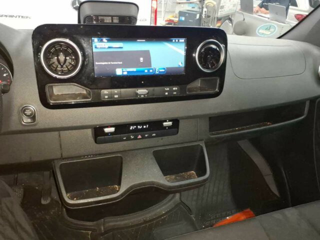 MERCEDES-BENZ Sprinter 317 CDI,3665mm,Automatik,Kamera... - Furgon: slika 4 MERCEDES-BENZ Sprinter 317 CDI,3665mm,Automatik,Kamera... - Furgon: slika 4