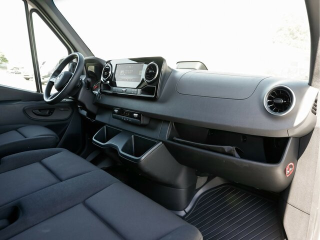 MERCEDES-BENZ Sprinter 317 CDI,3665mm,Automatik,Kamera - Furgon: slika 4 MERCEDES-BENZ Sprinter 317 CDI,3665mm,Automatik,Kamera - Furgon: slika 4
