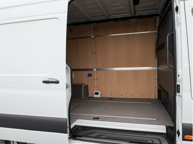 MERCEDES-BENZ Sprinter 317 CDI,3665mm,Automatik,Kamera - Furgon: slika 2 MERCEDES-BENZ Sprinter 317 CDI,3665mm,Automatik,Kamera - Furgon: slika 2