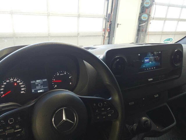 MERCEDES-BENZ Sprinter 317 CDI Kasten,L2H2,MBUX,Kamera - Furgon: slika 4 MERCEDES-BENZ Sprinter 317 CDI Kasten,L2H2,MBUX,Kamera - Furgon: slika 4