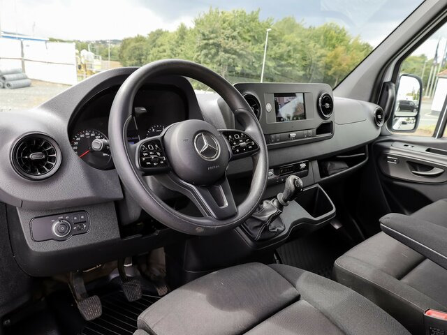 MERCEDES-BENZ Sprinter 317 CDI Kasten,L2H2,MBUX,Kamera - Furgon: slika 5 MERCEDES-BENZ Sprinter 317 CDI Kasten,L2H2,MBUX,Kamera - Furgon: slika 5