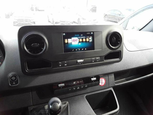 MERCEDES-BENZ Sprinter 317 CDI Kasten,L2H2,MBUX,Kamera... - Furgon: slika 5 MERCEDES-BENZ Sprinter 317 CDI Kasten,L2H2,MBUX,Kamera... - Furgon: slika 5