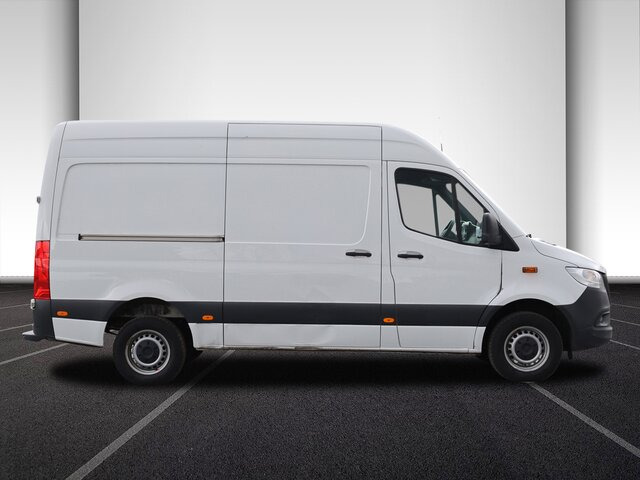 Furgon MERCEDES-BENZ Sprinter 317 CDI Kasten,L2H2,MBUX,Kamera: slika 12