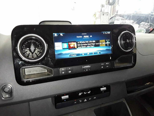 MERCEDES-BENZ Sprinter 317 CDI,L2H2,Automatik,Kamera,LED - Furgon: slika 4 MERCEDES-BENZ Sprinter 317 CDI,L2H2,Automatik,Kamera,LED - Furgon: slika 4