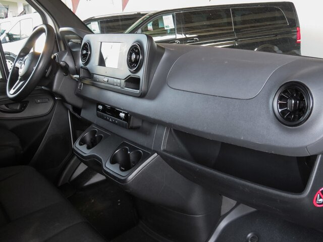 MERCEDES-BENZ Sprinter 317 Maxi,9GTronic,AHK3,5To,TCO - Furgon: slika 3 MERCEDES-BENZ Sprinter 317 Maxi,9GTronic,AHK3,5To,TCO - Furgon: slika 3