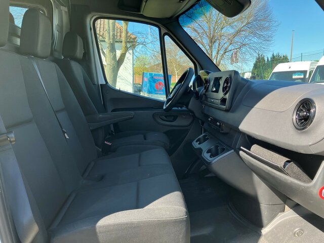 MERCEDES-BENZ Sprinter 317 Maxi,9GTronic,AHK3,5To,TCO - Furgon: slika 2 MERCEDES-BENZ Sprinter 317 Maxi,9GTronic,AHK3,5To,TCO - Furgon: slika 2