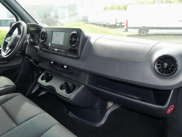 MERCEDES-BENZ Sprinter 317 Maxi,9GTronic,MBUX,Kamera,Klima... - Furgon: slika 3 MERCEDES-BENZ Sprinter 317 Maxi,9GTronic,MBUX,Kamera,Klima... - Furgon: slika 3