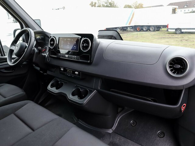 MERCEDES-BENZ Sprinter 317 Maxi,9GTronic,MBUX,Kamera... - Furgon: slika 4 MERCEDES-BENZ Sprinter 317 Maxi,9GTronic,MBUX,Kamera... - Furgon: slika 4