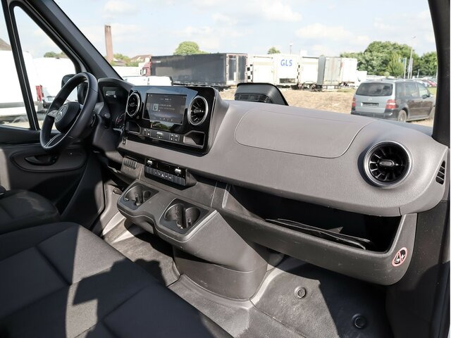 MERCEDES-BENZ Sprinter 317 Maxi,9GTronic,MBUX,Kamera... - Furgon: slika 2 MERCEDES-BENZ Sprinter 317 Maxi,9GTronic,MBUX,Kamera... - Furgon: slika 2