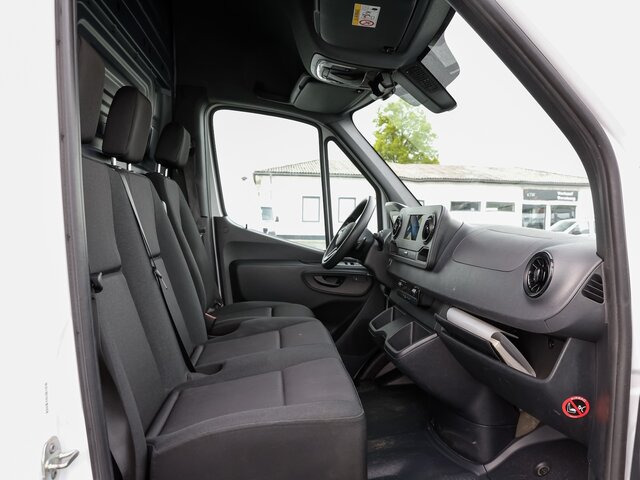 MERCEDES-BENZ Sprinter 317 Maxi,9GTronic,MBUX,Kamera - Furgon: slika 2 MERCEDES-BENZ Sprinter 317 Maxi,9GTronic,MBUX,Kamera - Furgon: slika 2