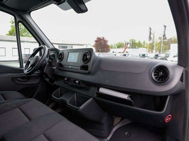 MERCEDES-BENZ Sprinter 317 Maxi,9GTronic,MBUX,Kamera - Furgon: slika 3 MERCEDES-BENZ Sprinter 317 Maxi,9GTronic,MBUX,Kamera - Furgon: slika 3